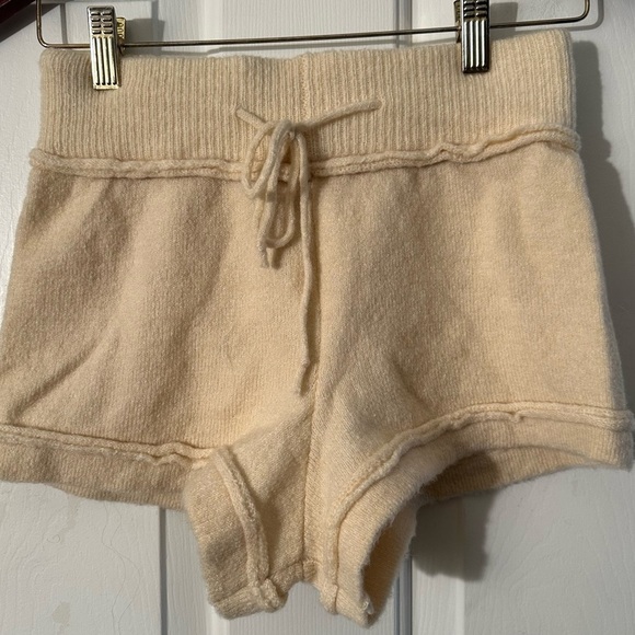 FREE PEOPLE x REVOLVE S Intimately 2pc Silent Mode Crop Hoodie Short SET Wool - Picture 14 of 16